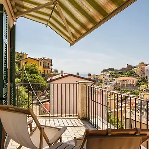 Apartment Panoramic With Terrace! X6, Riomaggiore